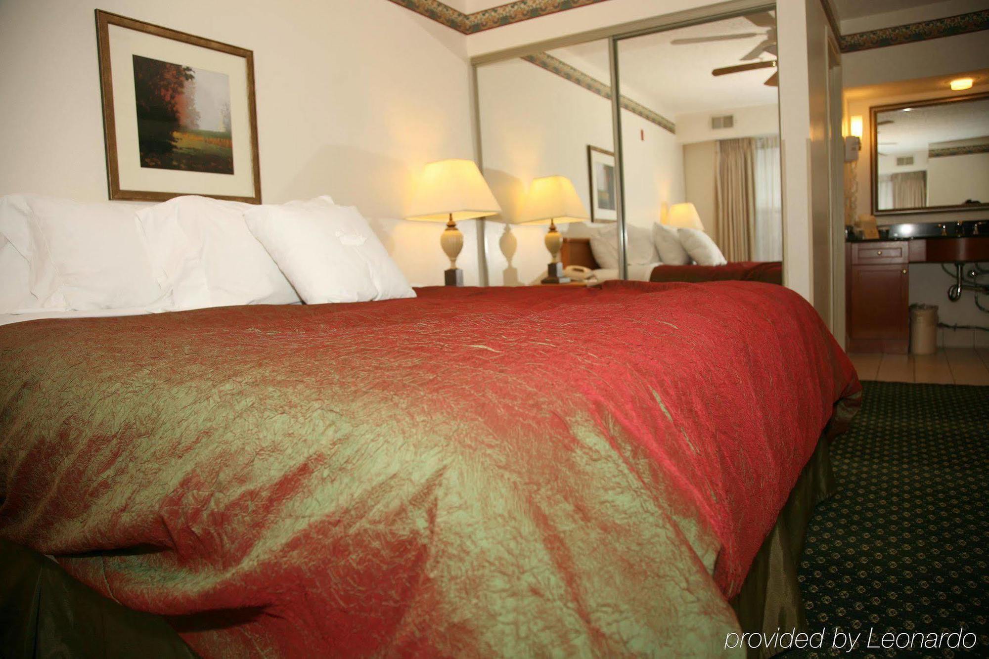 Homewood Suites Grand Rapids Room photo