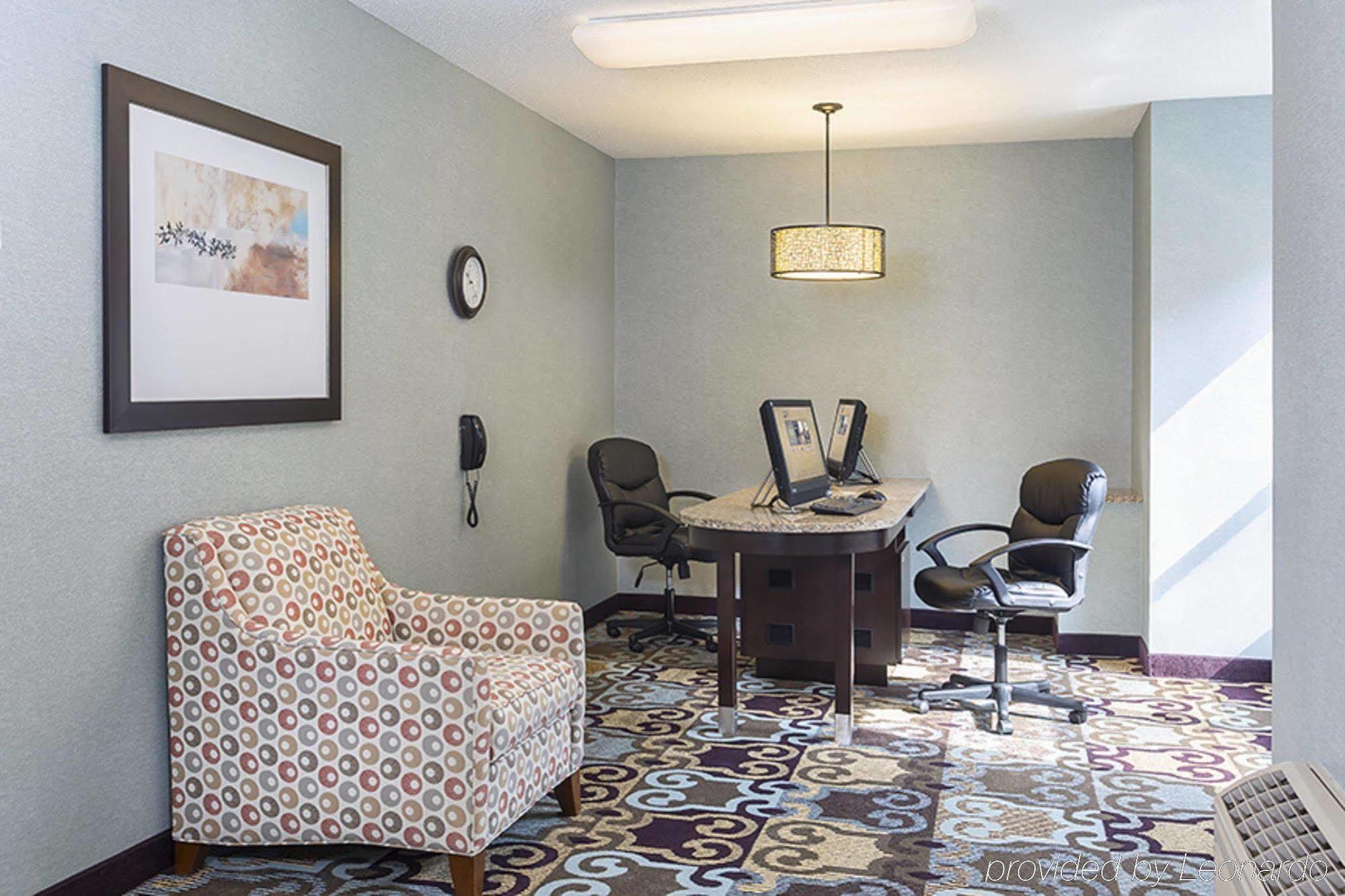 Homewood Suites Grand Rapids Exterior photo